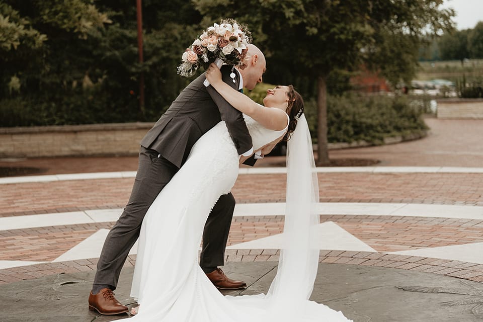 Clara and Vince Wedding Gallery, cover photo